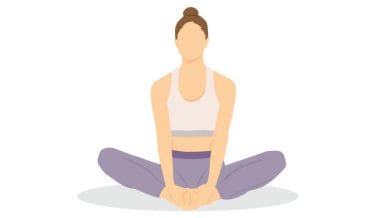 La posture du cordonnier (Baddha Konasana) : bienfaits, instructions & contre-indications